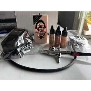 Luminess Air Icon Pro Multi-Speed Airbrush System Kit (LI-100RWTC) with makeup